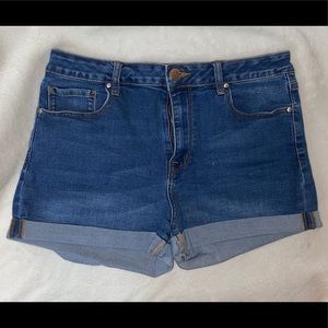 Forever 21 shorts